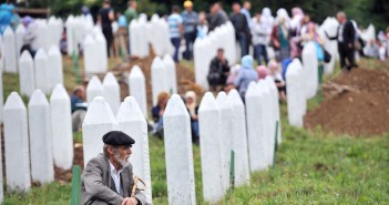 Mete Çubukçu: Srebrenica’yı unutmamak için 8372 neden var!